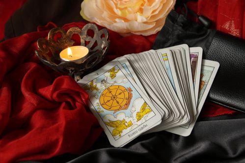 tarot-img